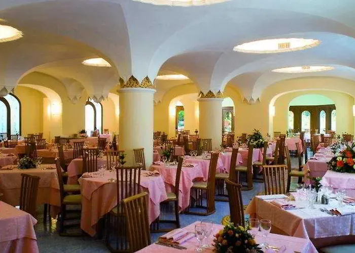 Isola Hotel