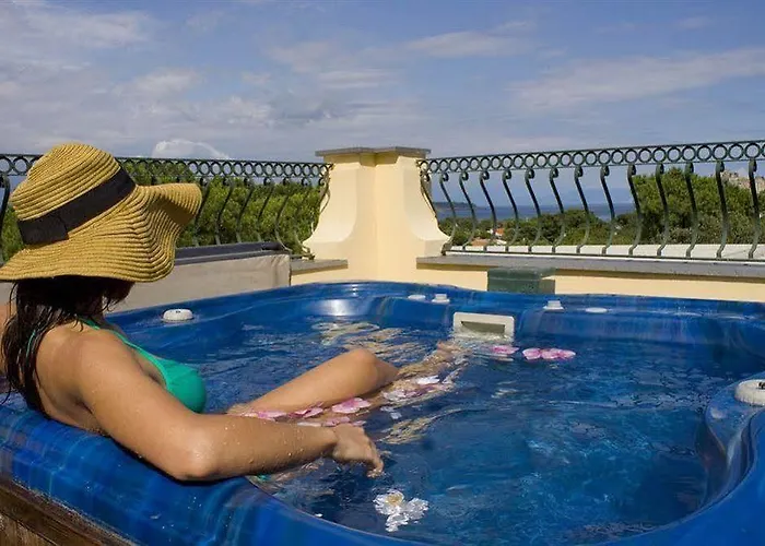 Isola 4* Isquia