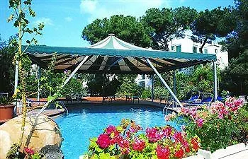Isola Hotel