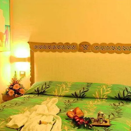 Isola 4* Ischia