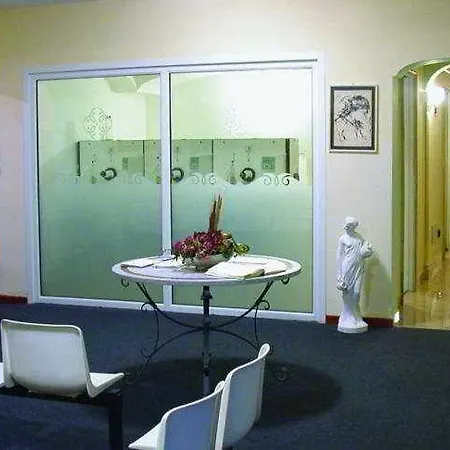Hotel Isola 4*