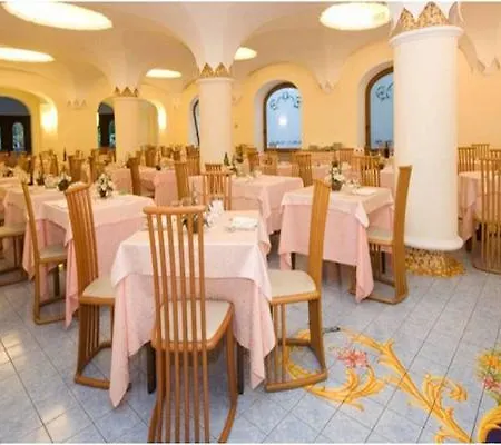 Hotel Isola