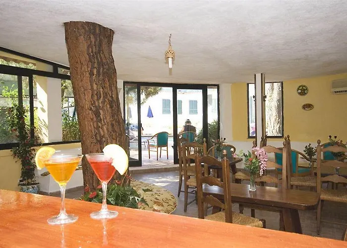 Isola Hotel